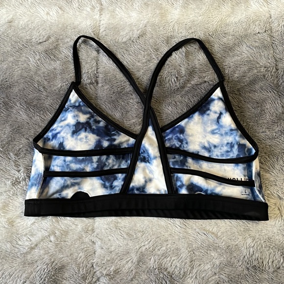 Size Large Hollister Sports Bra - Picture 2 of 3